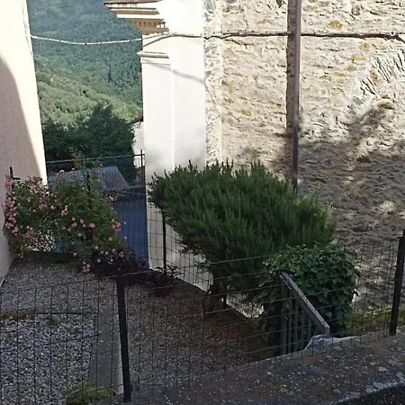 Casa Nonna Tra I Ulivi, In A Small Village In The Ligurian Countryside Holiday home Casanova Lerrone