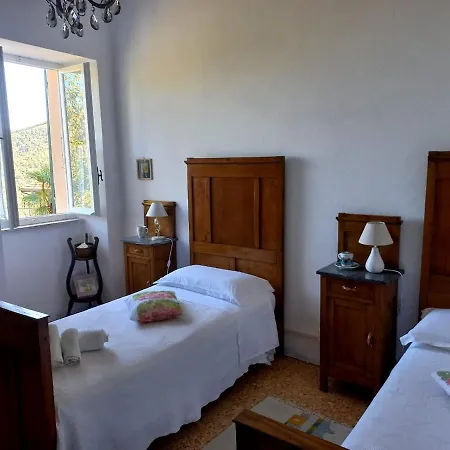 Casa Nonna Tra I Ulivi, In A Small Village In The Ligurian Countryside Semesterbostad Casanova Lerrone