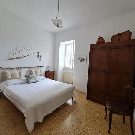 Semesterbostad Casa Nonna Tra I Ulivi, In A Small Village In The Ligurian Countryside